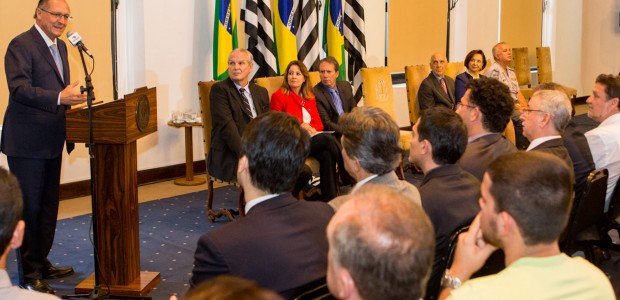 Fonte: Portal do Governo do Estado O governador Geraldo Alckmin liberou o segundo lote de 75 convênios com 64 municípios, sendo 62 prefeituras e duas entidades assistenciais do Estado, nesta […]