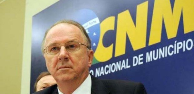 Fonte: Confederação Nacional de Municípios De 2008 a 2014, os Municípios deixaram de receber no Fundo de Participação dos Municípios (FPM) R$ 121,4 bilhões, o que soma R$ 17,3 bilhões […]