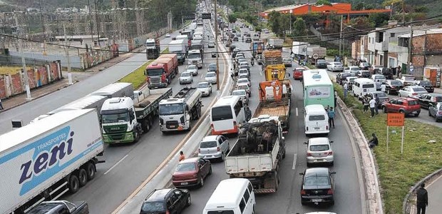 Na 8ª sessão ordinária realizada no dia 20 de maio, foram lidos os ofícios da Prefeitura Municipal, respectivamente sobre o envio dos balancetes da receita e despesas do mês de […]