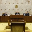 Fonte: Supremo Tribunal Federal O Plenário do Supremo Tribunal Federal (STF) aprovou na sessão desta quarta-feira (17) duas novas súmulas vinculantes a partir da conversão de verbetes da súmula de […]