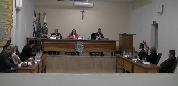 A sessão iniciou pela leitura do convite da Prefeitura Municipal para as comemorações do dia da independência a realizar-se no dia 07 de setembro às 8h no Paço Municipal, leitura […]